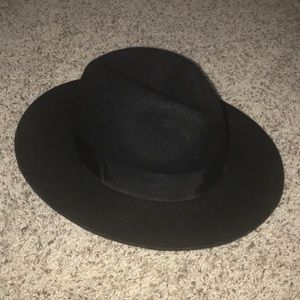 Express Factory Outlet Fedora